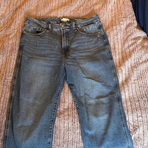 Good American Straight Leg Jeans in Blue Wash